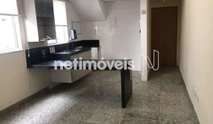 Apartamento cobertura à venda no bairro Serra com 110 m² e 2 dormitórios/quartos.