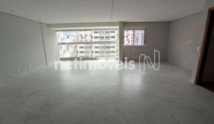 Apartamento à venda no bairro Savassi com 128 m² e 3 dormitórios/quartos disponíveis