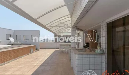 Cobertura à venda com 3 dormitórios no bairro Sagrada Família, área de 233 m².
