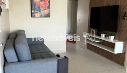 Apartamento à venda com 81 m² e 3 dormitórios no bairro Prado. Aproveite!