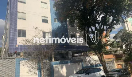 Apartamento à venda no bairro Serra com 62 m² e 3 dormitórios/quartos disponíveis