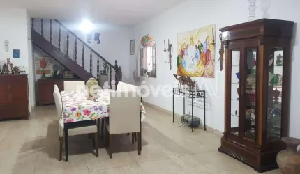 Cobertura à venda no bairro Sion, 265 m², 3 dormitórios/quartos disponíveis.