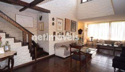 Cobertura à venda no Gutierrez com 4 dormitórios e 589 m² de área útil