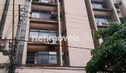 Escritório à venda no bairro Santo Antônio com área de 91 m² à sua disposição.
