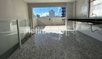 Cobertura à venda no bairro Lourdes - 1 dormitório e 83 m² de área útil
