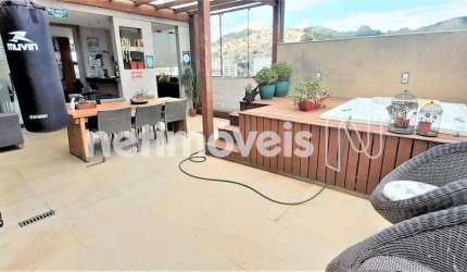 Apartamento cobertura à venda no bairro Serra com 250m² e 4 dormitórios/quartos.