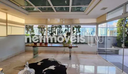 Apartamento cobertura à venda em Savassi com 278 m² e 4 dormitórios/quartos disponíveis.