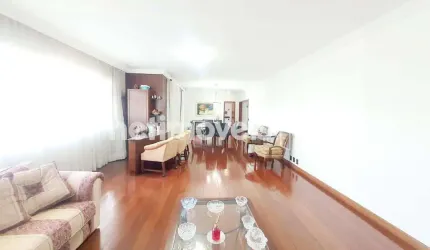 Apartamento à venda, 4 dormitórios no bairro Funcionários, 239 m² de área útil.