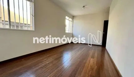 Apartamento à venda no bairro Cruzeiro com 130 m² e 4 dormitórios/quartos disponíveis