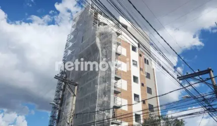 Apartamento à venda no bairro Prado com 85 m² e 3 dormitórios/quartos