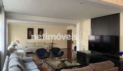 Apartamento à venda no bairro Santo Agostinho com 160m² e 4 dormitórios/quartos.