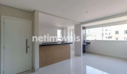 Cobertura à venda no bairro Sagrada Família com 151m² e 3 dormitórios/quartos.