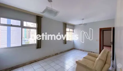 Apartamento à venda na Savassi com 80m² e 2 dormitórios/quartos disponíveis.