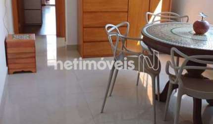 Apartamento à venda no bairro Sagrada Família com 51m² e 1 dormitório/quarto