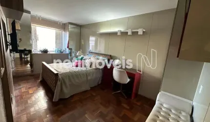 Ótimo apartamento à venda no bairro Santo Agostinho com 230m² e 4 dormitórios/quartos.