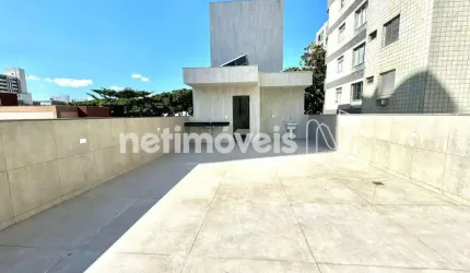 Cobertura à venda no bairro Serra - 220 m² com 3 dormitórios/quartos disponíveis!