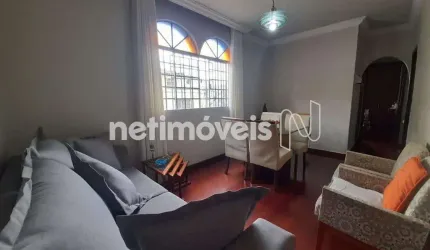 Apartamento à venda no bairro Sagrada Família, 137 m² com 3 dormitórios/quartos.