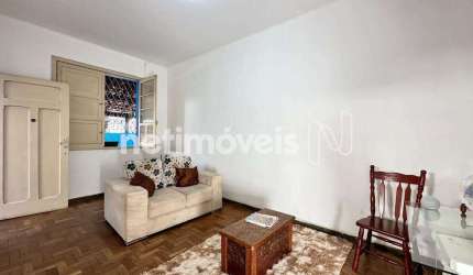 Casa residencial à venda no bairro Padre Eustáquio com 291 m² e 4 dormitórios/quartos.