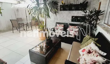 Apartamento à venda com 3 dormitórios no bairro Santo Antônio e 238 m² úteis.