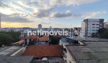 Casa residencial à venda no bairro Nova Suíssa com 315 m² e 3 dormitórios/quartos.