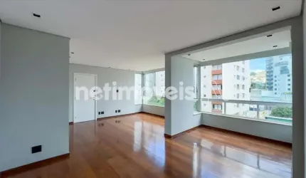 Apartamento à venda no bairro Funcionários com 105m² e 3 dormitórios/quartos disponíveis.