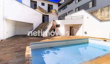 Casa residencial à venda no bairro Ouro Preto com 497 m² e 5 dormitórios/quartos