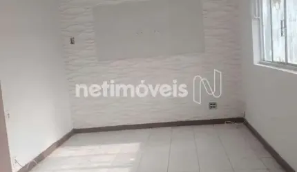 Casa residencial à venda no bairro Nova Suíssa com 4 dormitórios e 300 m² úteis.