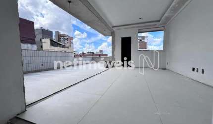 Apartamento à venda no bairro Prado com 3 dormitórios e área útil de 142 m².