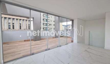 Cobertura à venda com 3 dormitórios no bairro Savassi, área de 134 m².