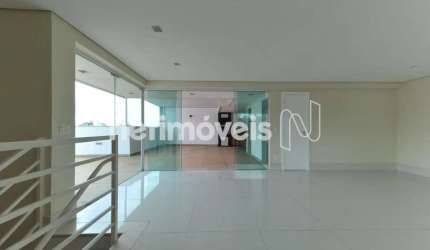 Cobertura à venda no bairro Gutierrez com 342m² e 4 dormitórios/quartos disponíveis.