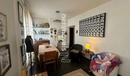 Apartamento à venda no bairro Sagrada Família com 3 dormitórios e 95m² de área útil