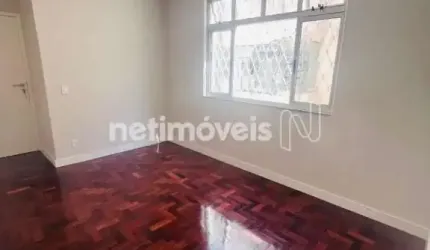 Apartamento à venda no bairro Coração de Jesus com 80m² e 3 dormitórios/quartos.