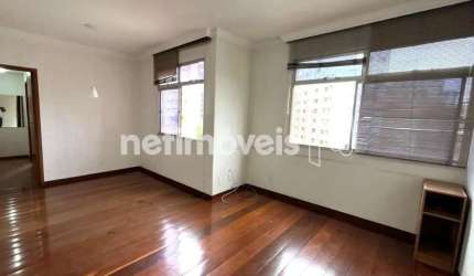Apartamento à venda no bairro Lourdes com 75 m² e 3 dormitórios/quartos disponíveis