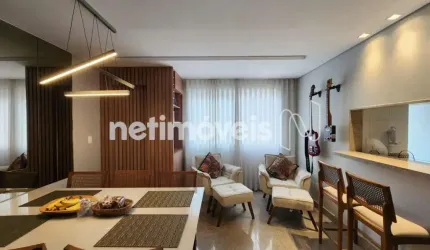 Apartamento à venda no bairro Savassi com 64 m² e 2 dormitórios/quartos disponíveis