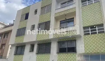 Apartamento à venda no bairro Santo Antônio com 4 dormitórios/quartos e 140 m².