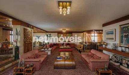 Apartamento à venda no bairro Serra com 500 m² e 4 dormitórios/quartos disponíveis.