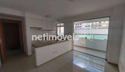 Apartamento de 40m² para alugar com 1 dormitório no Centro.