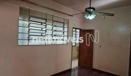 Apartamento à venda no Centro - 120 m² com 3 dormitórios/quartos disponíveis.