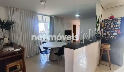 Apartamento à venda no bairro Padre Eustáquio com 100 m² e 3 dormitórios/quartos.