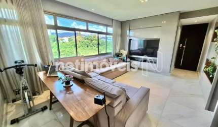 Apartamento cobertura à venda no bairro Luxemburgo com 348 m² e 4 dormitórios.
