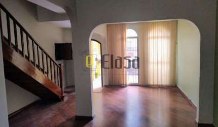 Vende-se Sobrado  - Chácara Santo Antônio  próximo Estação Borba Gato