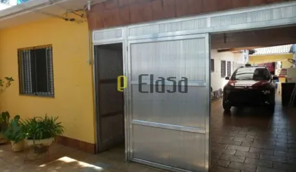 Casa à venda na Chácara Santo Antonio, 4 vagas 200m²