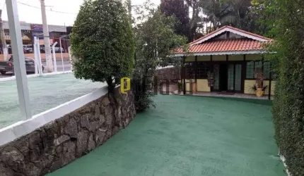 Casa com terreno - Vende - Itapecerica da Serra