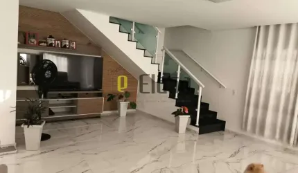 Casa com 2 quartos à venda na Rua Estrela D'Oeste, 45, Recreio Primavera, Itapecerica da Serra, 845 m2 por R$ 1.600.000