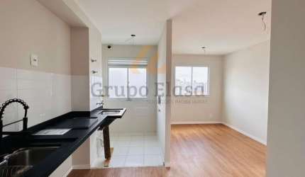 A 220m do Metrô Ana Neri! 2 Dorms Reformado | Cond. Clube no Cambuci |  Pronto para Morar!