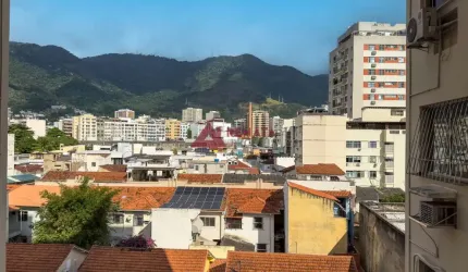 Apartamento à venda com 97 m² e  3 quartos na Tijuca/RJ