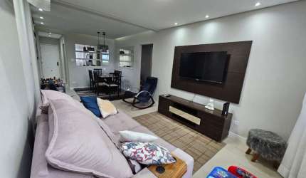 APARTAMENTO COM 70M² ÚTEIS, 02 QUARTOS E 01 VAGA DE GARAGEM, LOCALIZADO NO BAIRRO APARECIDA EM SANTOS;