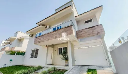 Casa em condomínio fechado com 3 dormitórios, suíte, garagem e piscina