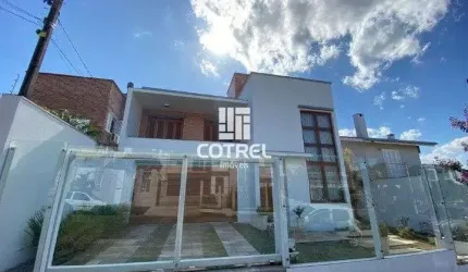 Casa com 3 dormitórios 1 suíte 2 vaga de garagem localizada no bairro Camobi na