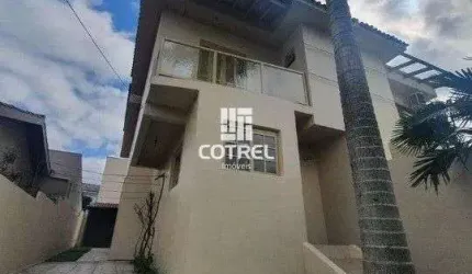 Casa para venda com 3 dormitórios 1 sendo suíte, 2 vagas de garagem situada no B